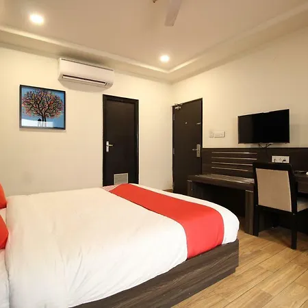 Oyo Flagship 41002 Vijay Palace Sws Hotel Amer