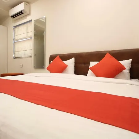 Hotel Oyo Flagship 41002 Vijay Palace Sws Amer